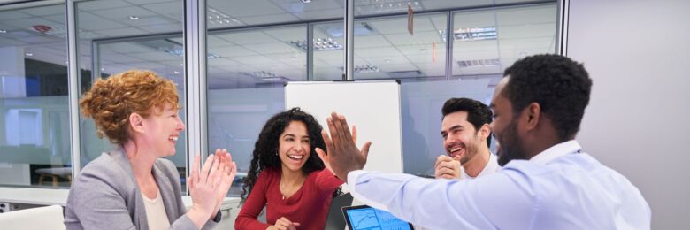 Führungskräftetrainings mit Wirkung und Nutzen für die Praxis – aktuelle Präsenz- und Online-Kurse