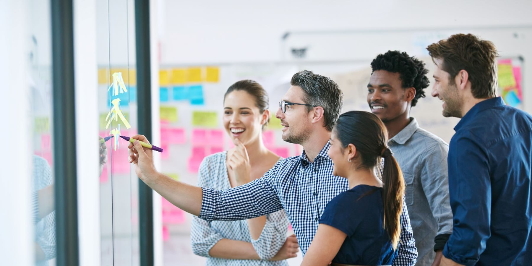 Sicher in das Vorstellungsgespräch – Mit dem neuen Seminar Bewerbungstraining Gesprächsführung, Rhetorik und Kommunikation verbessern